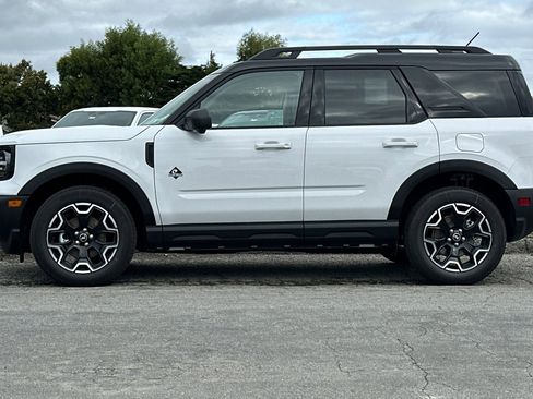 New 2025 Ford Bronco Sport Outer Banks w/ Outer Banks Tech Package+ AWD/4WD image 9