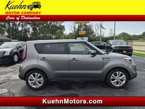 Used 2016 Kia Soul + FWD image 1