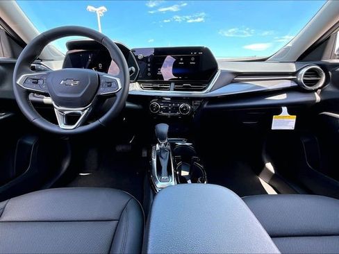 New 2026 Chevrolet Trax ACTIV w/ Driver Confidence Package FWD image 11