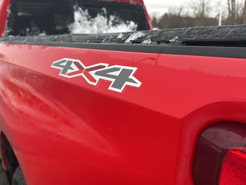 Used 2019 Chevrolet Silverado 1500 LT w/ All-Star Edition image 4