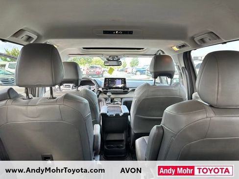 Used 2021 Toyota Sienna XLE w/ XLE Plus Package AWD/4WD image 13