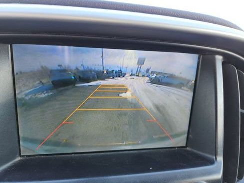 Used 2015 Chevrolet Colorado LT w/ LT Convenience Package image 13