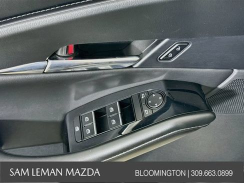 Used 2024 MAZDA CX-30 AWD 2.5 S w/ Preferred Package image 17