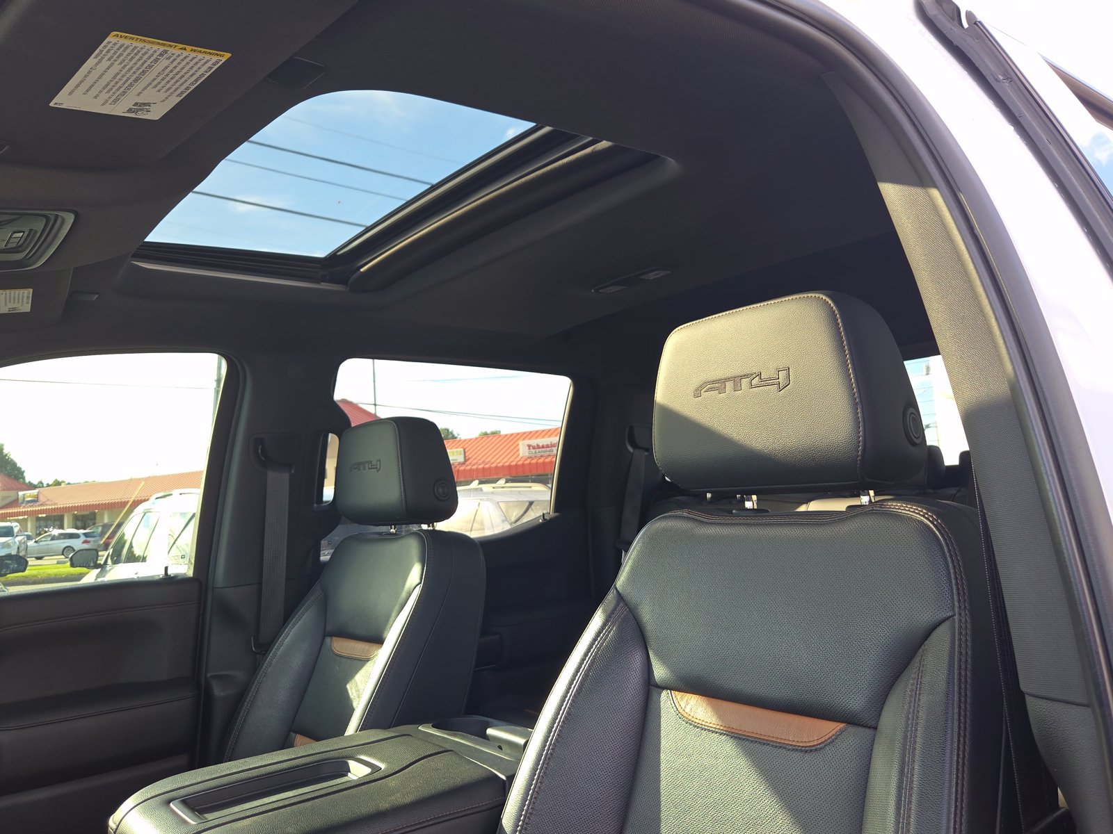 Used 2019 GMC Sierra 1500 AT4 w/ AT4 Premium Package AWD/4WD image 14