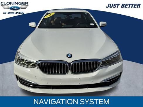 Used 2017 BMW 540i xDrive image 2