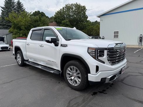 Used 2023 GMC Sierra 1500 Denali AWD/4WD image 9