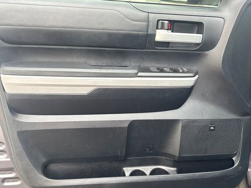 Used 2018 Toyota Tundra Limited image 6