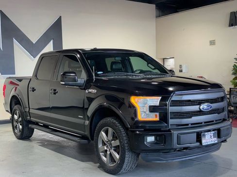 Used 2015 Ford F150 Lariat w/ Equipment Group 502A Luxury AWD/4WD image 2