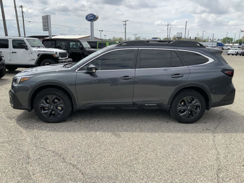 Used 2021 Subaru Outback Onyx Edition XT w/ Popular Package #2 image 5