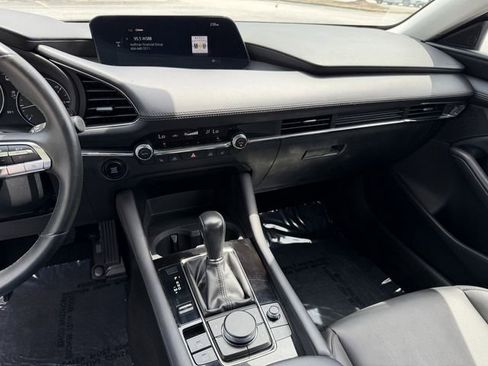 Used 2023 MAZDA MAZDA3 s FWD image 16