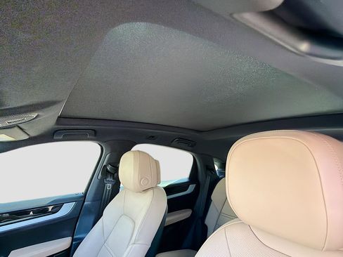 Used 2025 Porsche Cayenne Coupe image 27