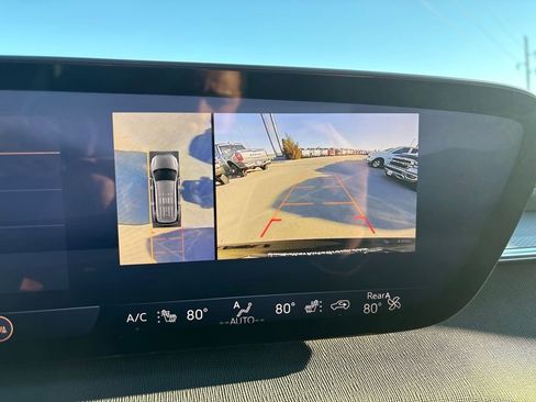 Used 2025 Buick Enclave Sport Touring image 25