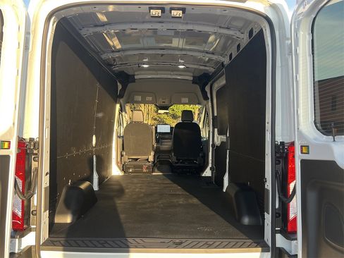 New 2026 Ford Transit 250 148 Medium Roof Extended AWD w/ Load Area Protection Package image 16