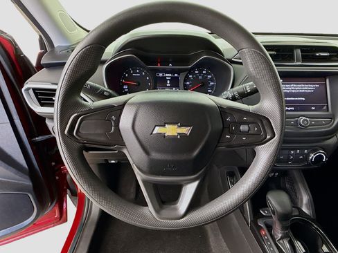 Used 2021 Chevrolet TrailBlazer LS FWD image 13