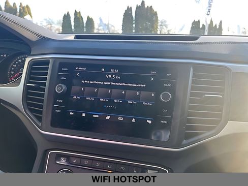 Used 2021 Volkswagen Atlas SE image 27