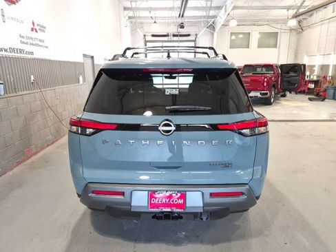 New 2026 Nissan Pathfinder Platinum AWD/4WD image 4