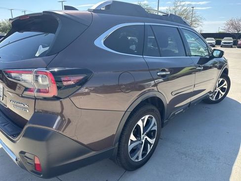 Used 2020 Subaru Outback Touring XT image 3