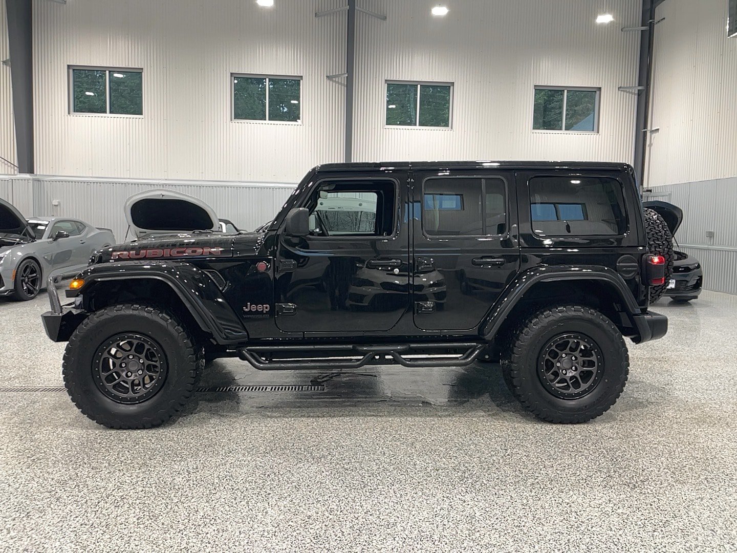 Used 2021 Jeep Wrangler Unlimited Rubicon w/ Xtreme Recon 35" Tire Package AWD/4WD image 5
