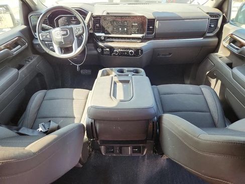 Used 2024 GMC Sierra 1500 SLE w/ Preferred Package RWD image 8