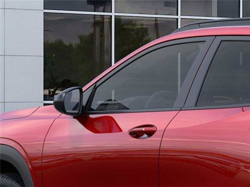 New 2026 Chevrolet Trax RS w/ Sunroof Package image 12