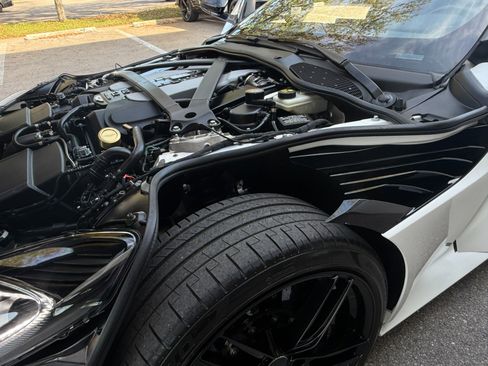 Used 2019 Aston Martin DBS Superleggera image 60