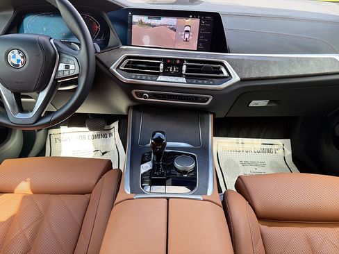 Used 2023 BMW X5 sDrive40i w/ Premium Package image 19