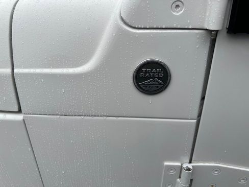 Used 2006 Jeep Wrangler X w/ Tire & Wheel Group (Ecco) image 10