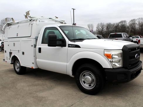 Used 2013 Ford F350 XL image 4
