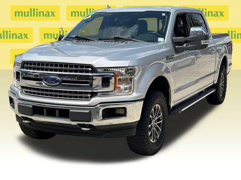Used 2018 Ford F150 XLT w/ Equipment Group 302A Luxury AWD/4WD image 12