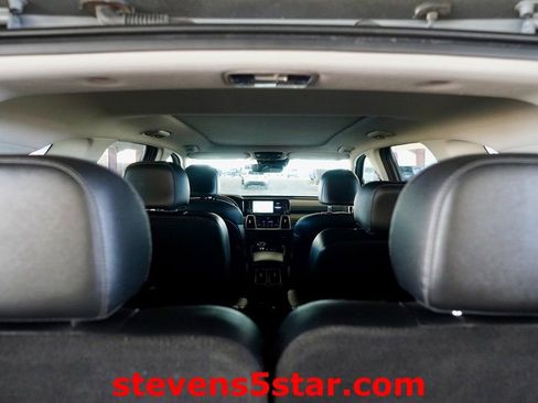 Used 2023 Kia Sorento SX image 10