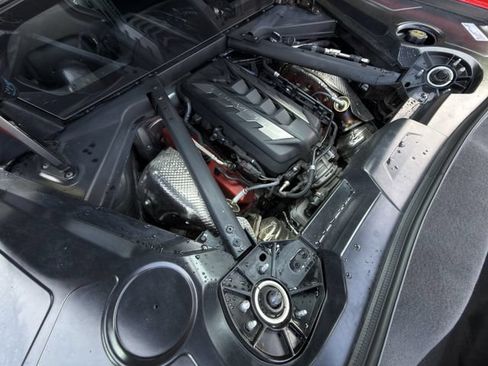 Used 2025 Chevrolet Corvette Stingray Coupe w/ 1LT RWD image 29