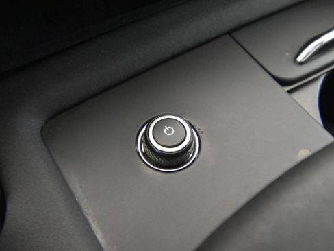 Used 2021 Land Rover Discovery S R-Dynamic image 25