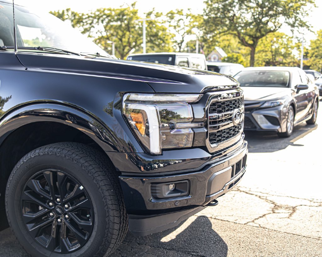 Used 2026 Ford F150 Lariat AWD/4WD image 3