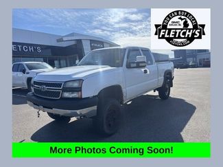 Used 2006 Chevrolet Silverado 2500 W/T w/ Heavy-Duty Power Package 360° Tour