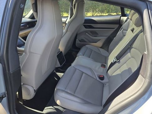 Used 2020 Porsche Taycan 4S image 11