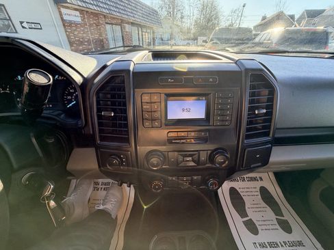 Used 2018 Ford F150 XL w/ XL Power Equipment Group image 35