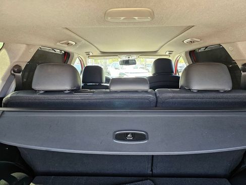 Used 2020 Hyundai Santa Fe Limited FWD image 17