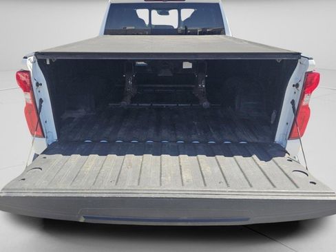 Used 2021 Chevrolet Silverado 1500 LTZ AWD/4WD image 25