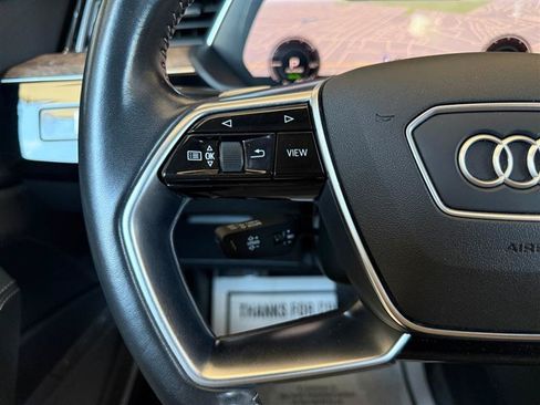 Used 2019 Audi e-tron Prestige w/ Prestige Package AWD/4WD image 36