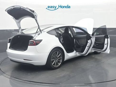 Used 2018 Tesla Model 3 Mid Range RWD image 39