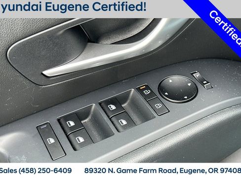 Used 2025 Hyundai Santa Cruz SE AWD/4WD image 15