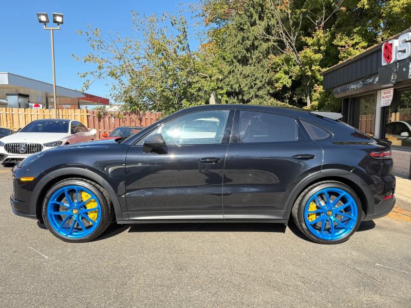 Used 2022 Porsche Cayenne Turbo GT AWD/4WD image 9