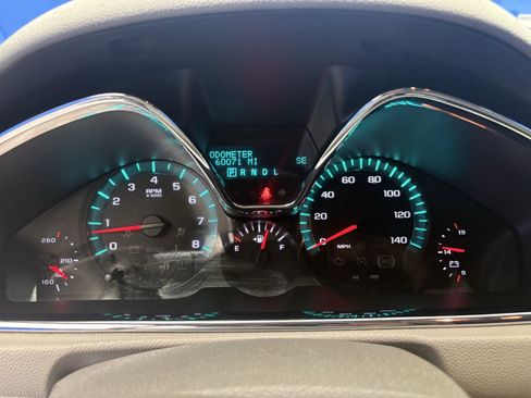 Used 2015 Chevrolet Traverse LT w/ Style and Technology Package image 13