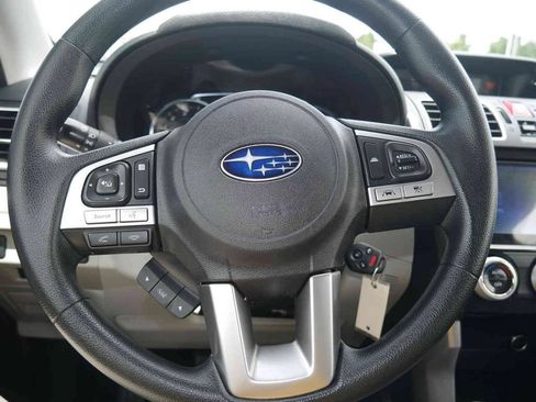 Used 2018 Subaru Forester 2.5i Premium AWD/4WD image 32