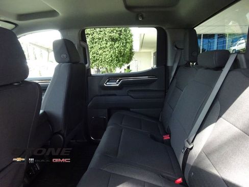 New 2026 GMC Sierra 1500 SLE image 21