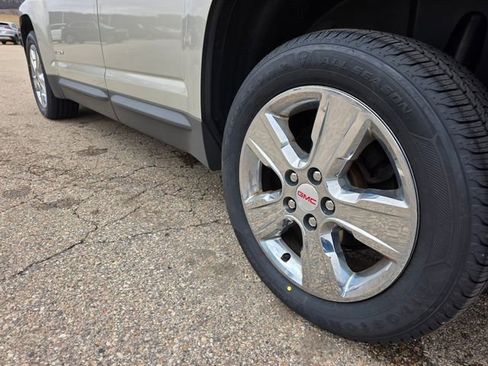Used 2015 GMC Terrain SLT w/ Chrome Edition image 36