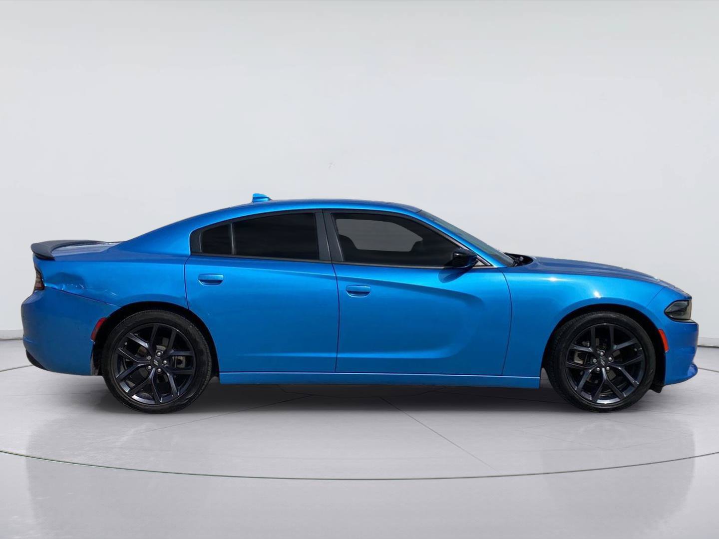 Used 2023 Dodge Charger SXT w/ Blacktop Package RWD image 6
