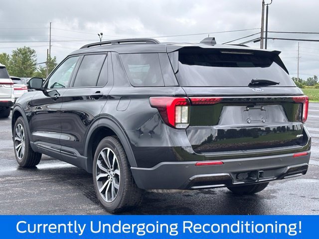 Certified 2026 Ford Explorer ST-Line AWD/4WD image 5