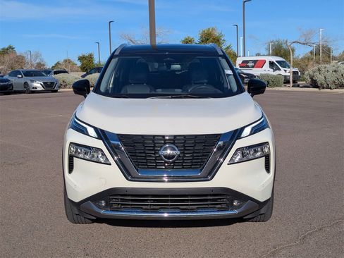 Used 2021 Nissan Rogue Platinum image 10