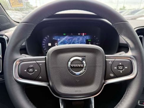 Certified 2023 Volvo C40 P8 Recharge Ultimate AWD/4WD image 16